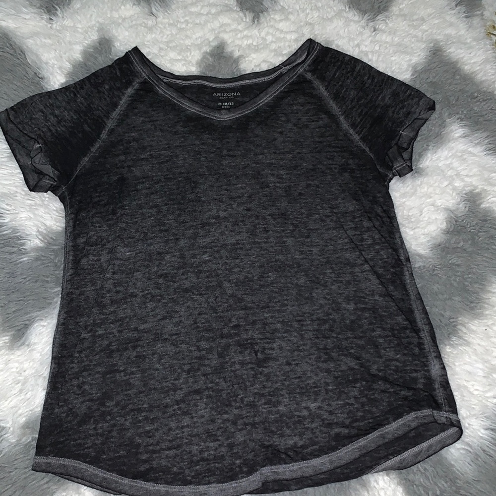 Grey top